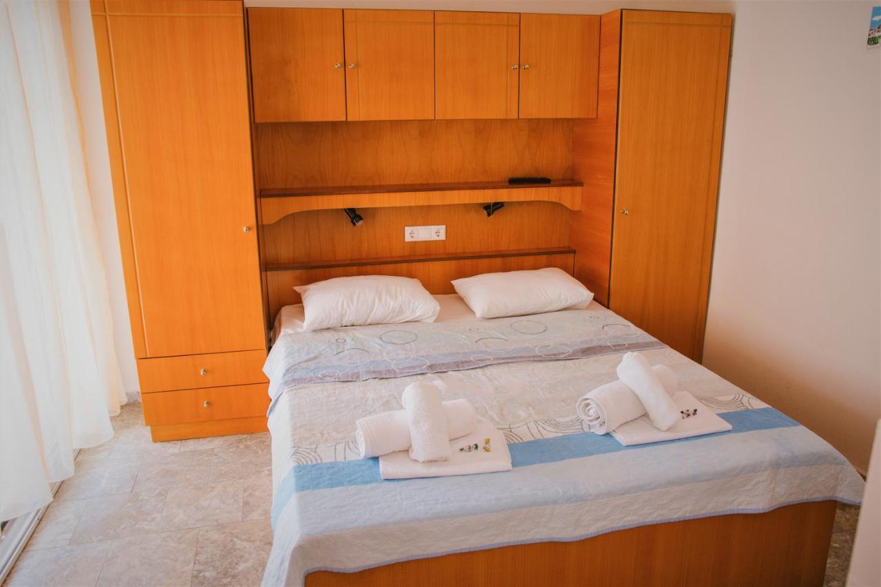 Apartments Tania Paralia Dionisiou Extérieur photo